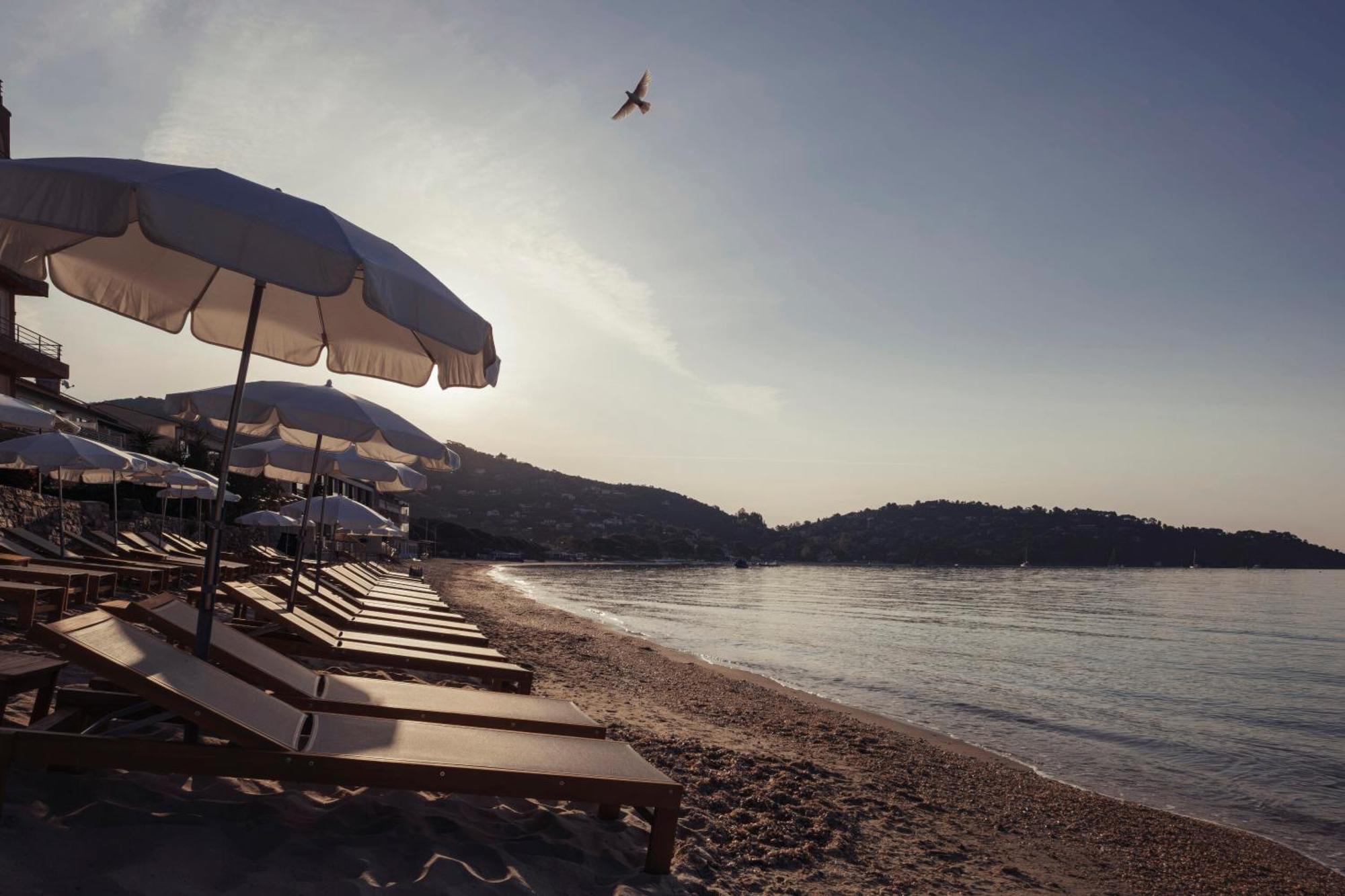 Surplage Hotel Cavaliere Le Lavandou Exterior foto